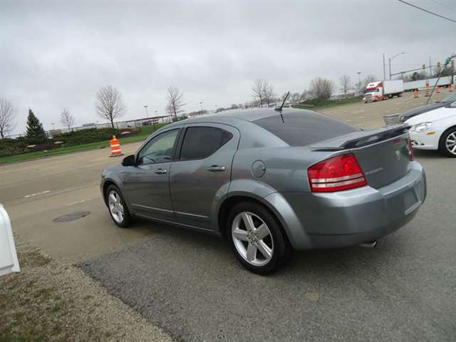2008 Dodge Avenger R/T 4dr Sedan